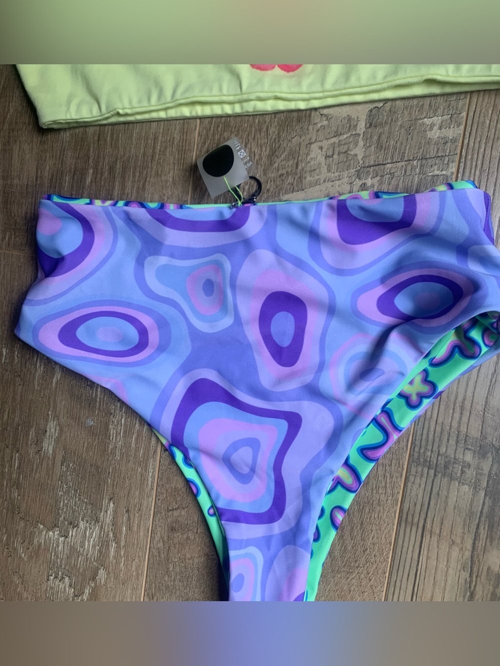 moana bikini Yellow Floral Crop Rash Guard & Teal Starfish Bottoms NWT - S - Picture 6 of 6